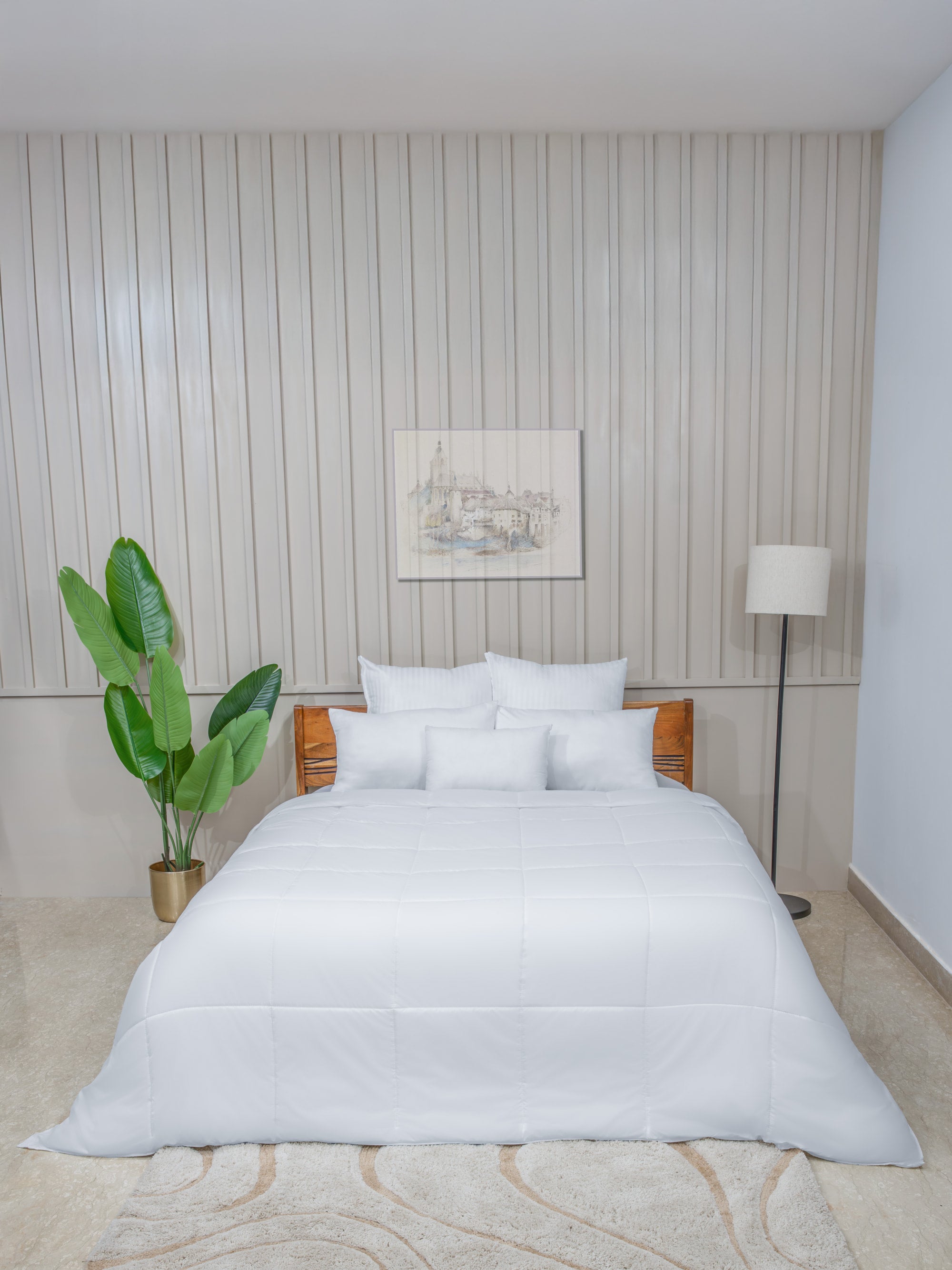White/ White Twin Solid Reversible all season Comforter