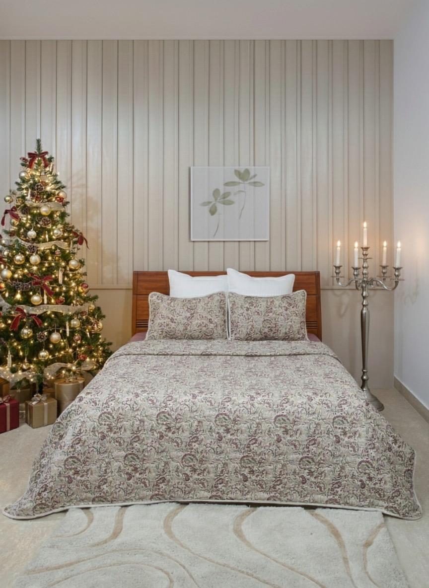 Voile Paisely Cream Printed Coverlet Set